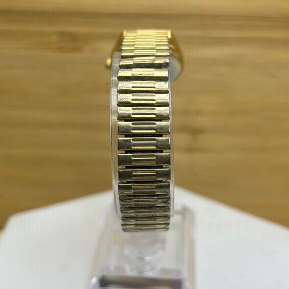 Pulsar Watch Women Stainless Gold Stretch Date Water Resistant Champagne Quartz - Picture 4 of 4